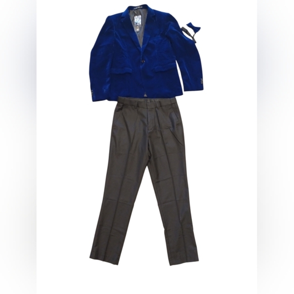 Mage Male Blue Velet Three Piece Suit NWT Size Medium - Picture 8 of 14